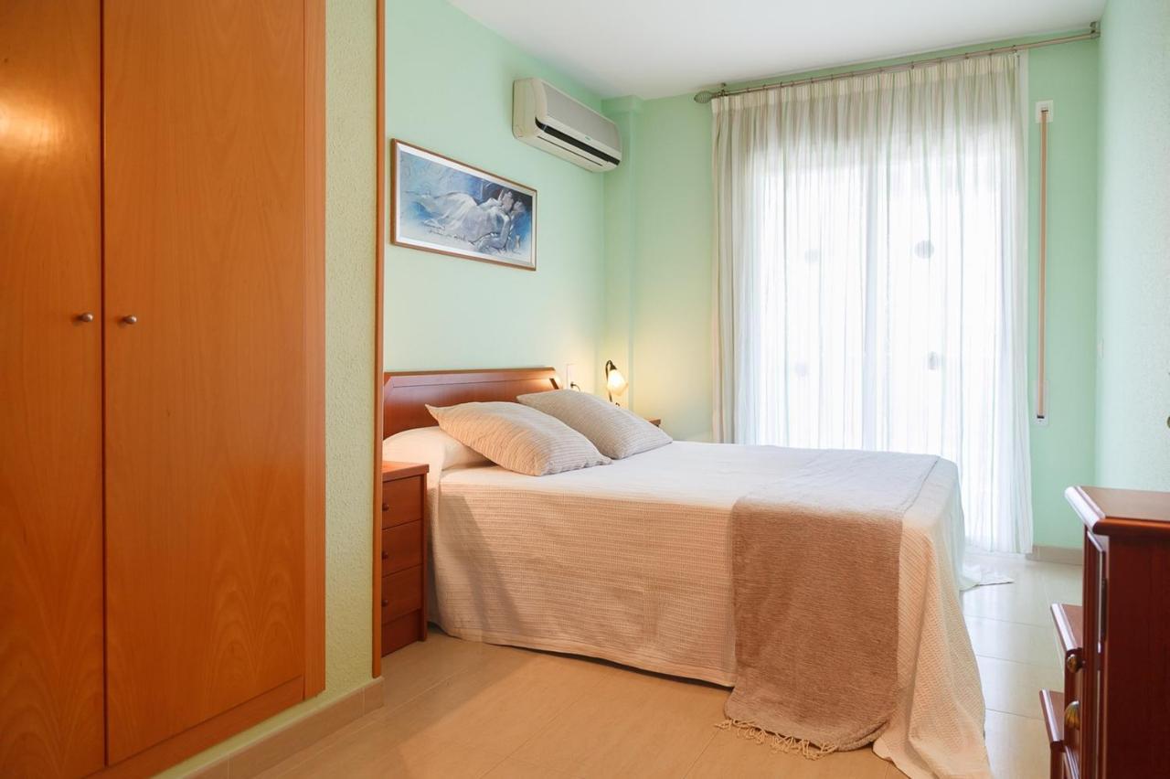 Uhc Village Park Apartments Salou Eksteriør billede
