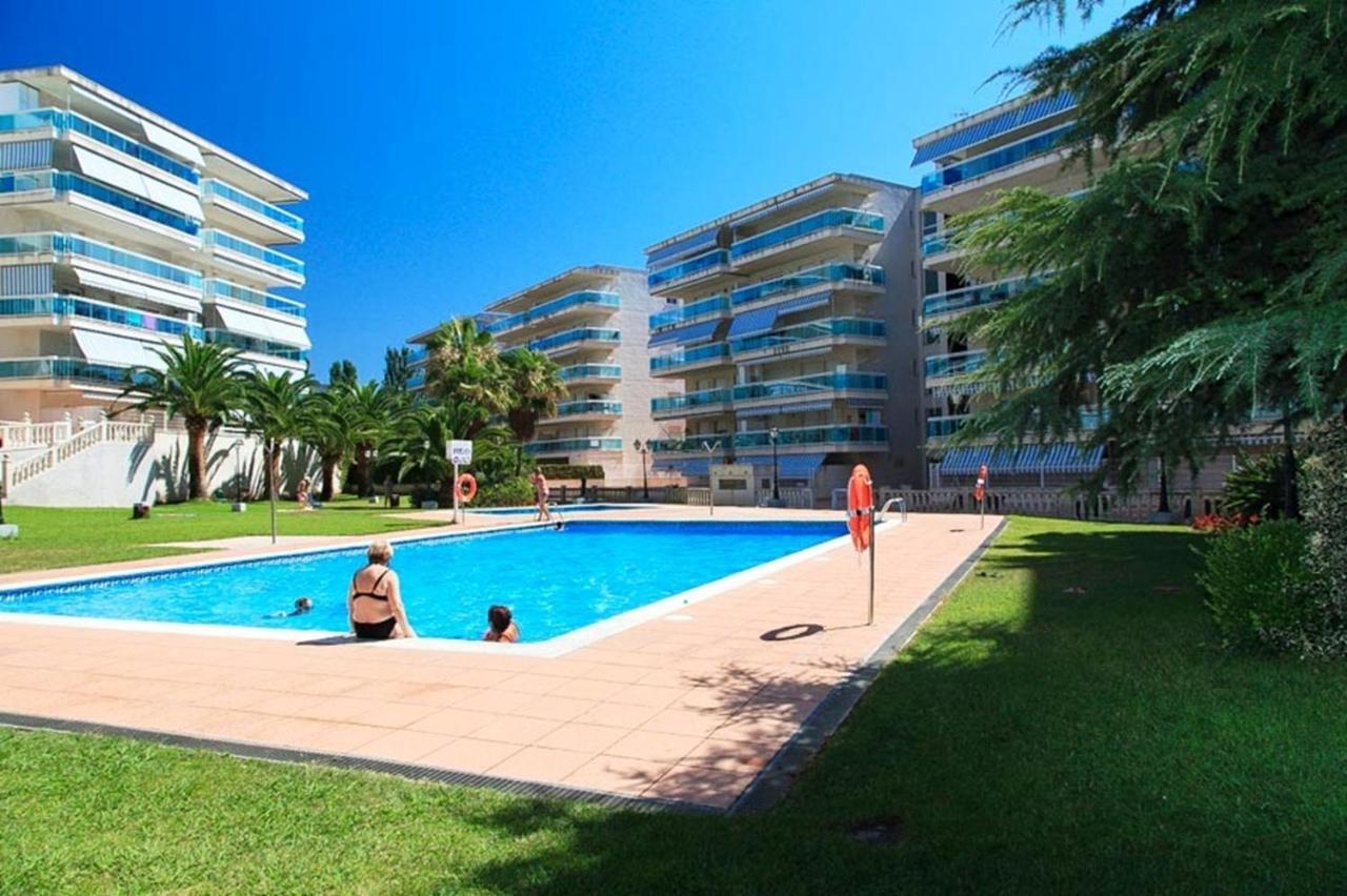 Uhc Village Park Apartments Salou Eksteriør billede