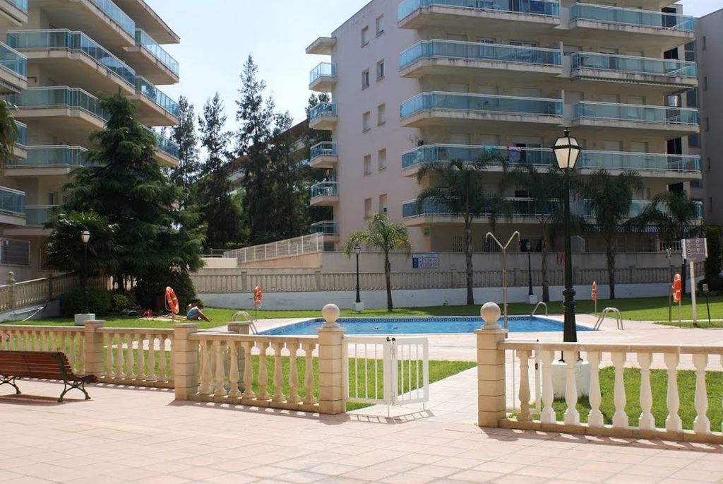 Uhc Village Park Apartments Salou Eksteriør billede