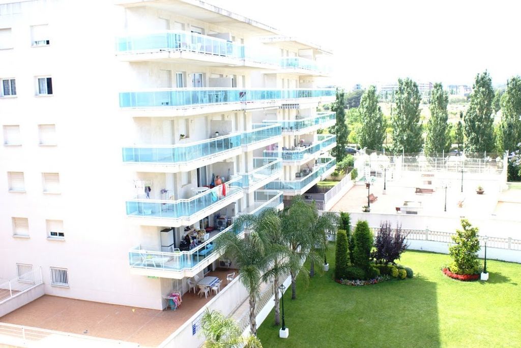 Uhc Village Park Apartments Salou Eksteriør billede