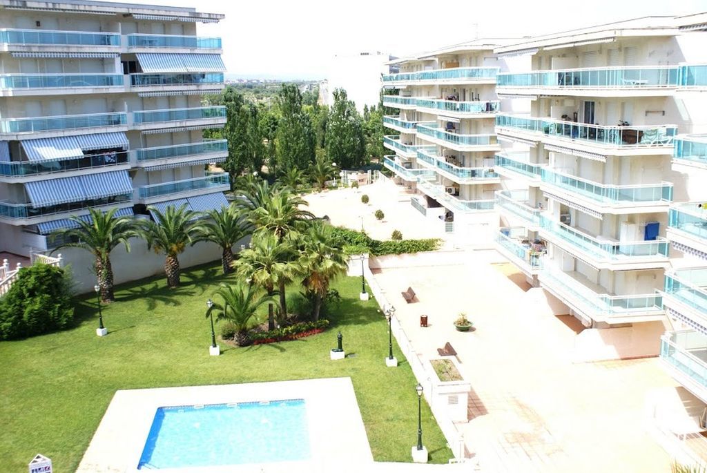 Uhc Village Park Apartments Salou Eksteriør billede