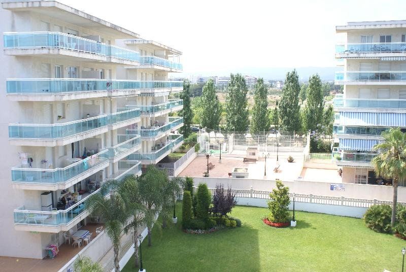 Uhc Village Park Apartments Salou Eksteriør billede