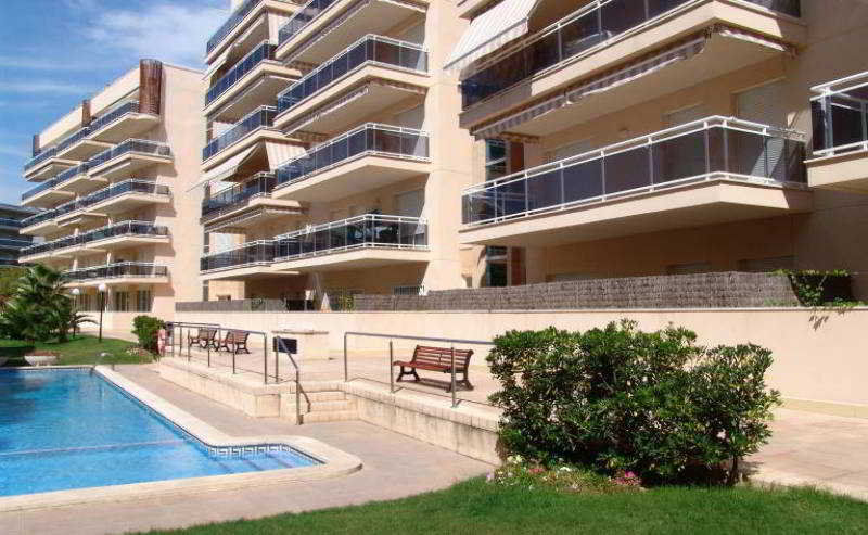 Uhc Village Park Apartments Salou Eksteriør billede