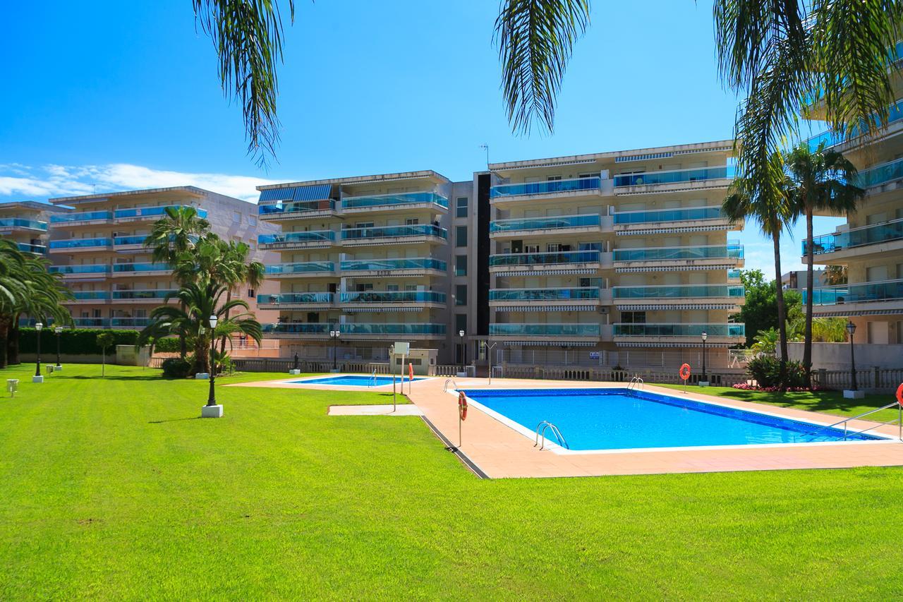 Uhc Village Park Apartments Salou Eksteriør billede